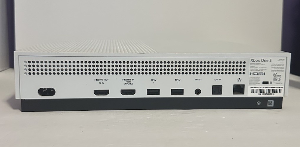 Microsoft Xbox One S 365gb