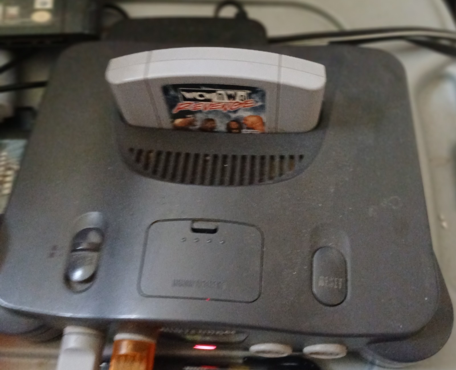 Nintendo 64 bundle with 3 Controllers and 6 games.