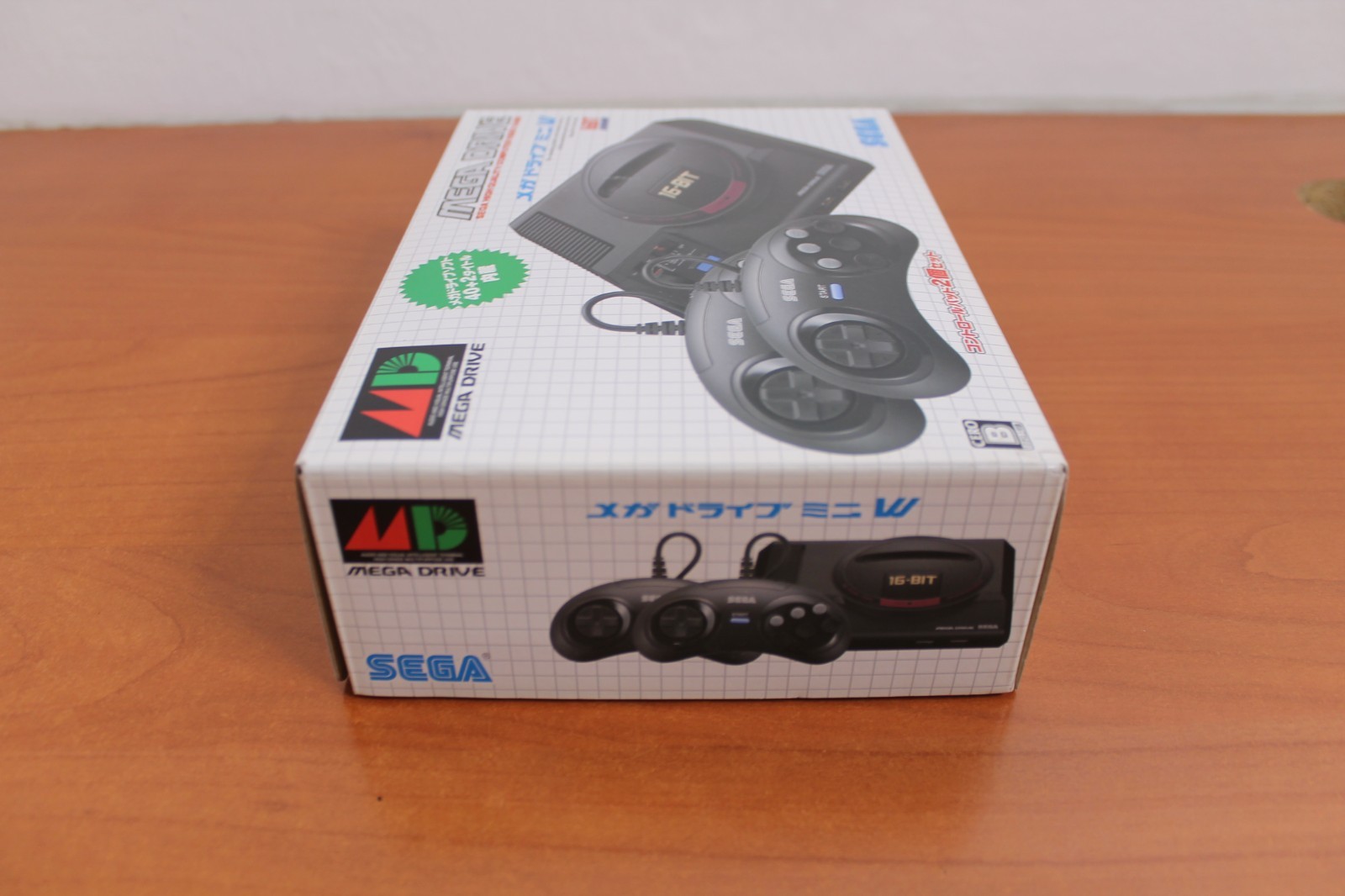 SEGA MEGADRIVE MINI JAP boxed