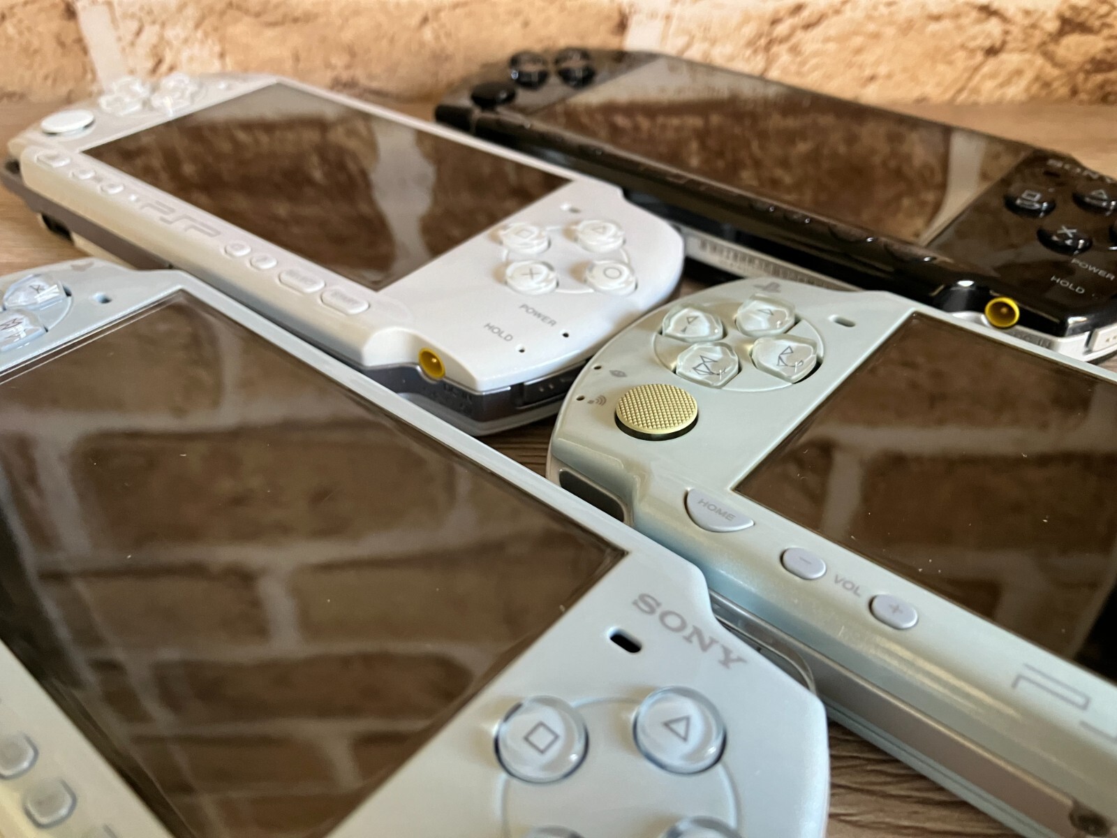 Sony PSP 2000 3000 Console w/ Battery & Charger Tested Cleaned