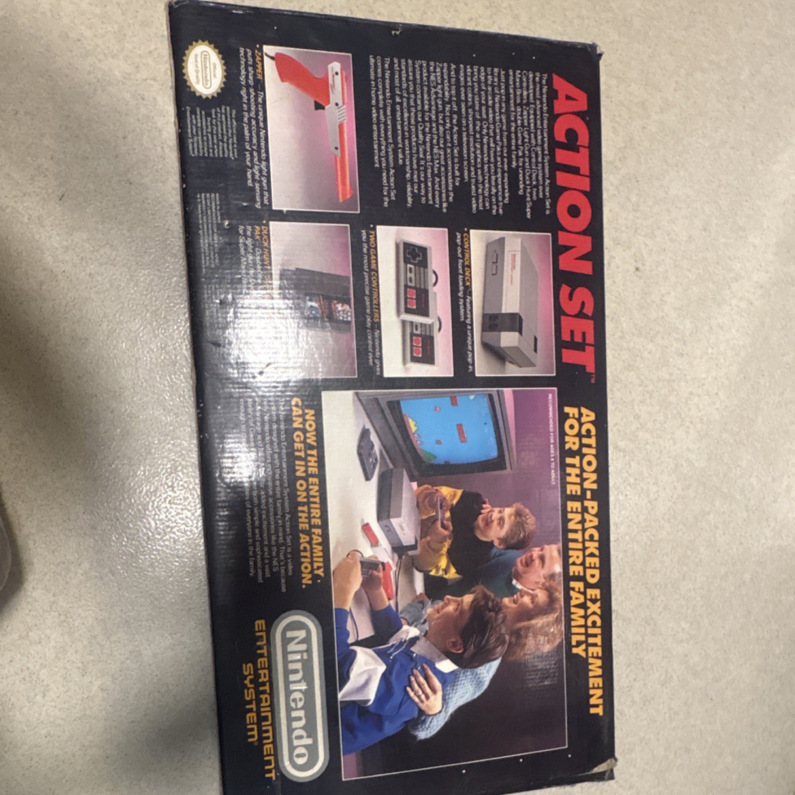 Nintendo NES Action Set Gray Home Console Light Gun RF Connectivity