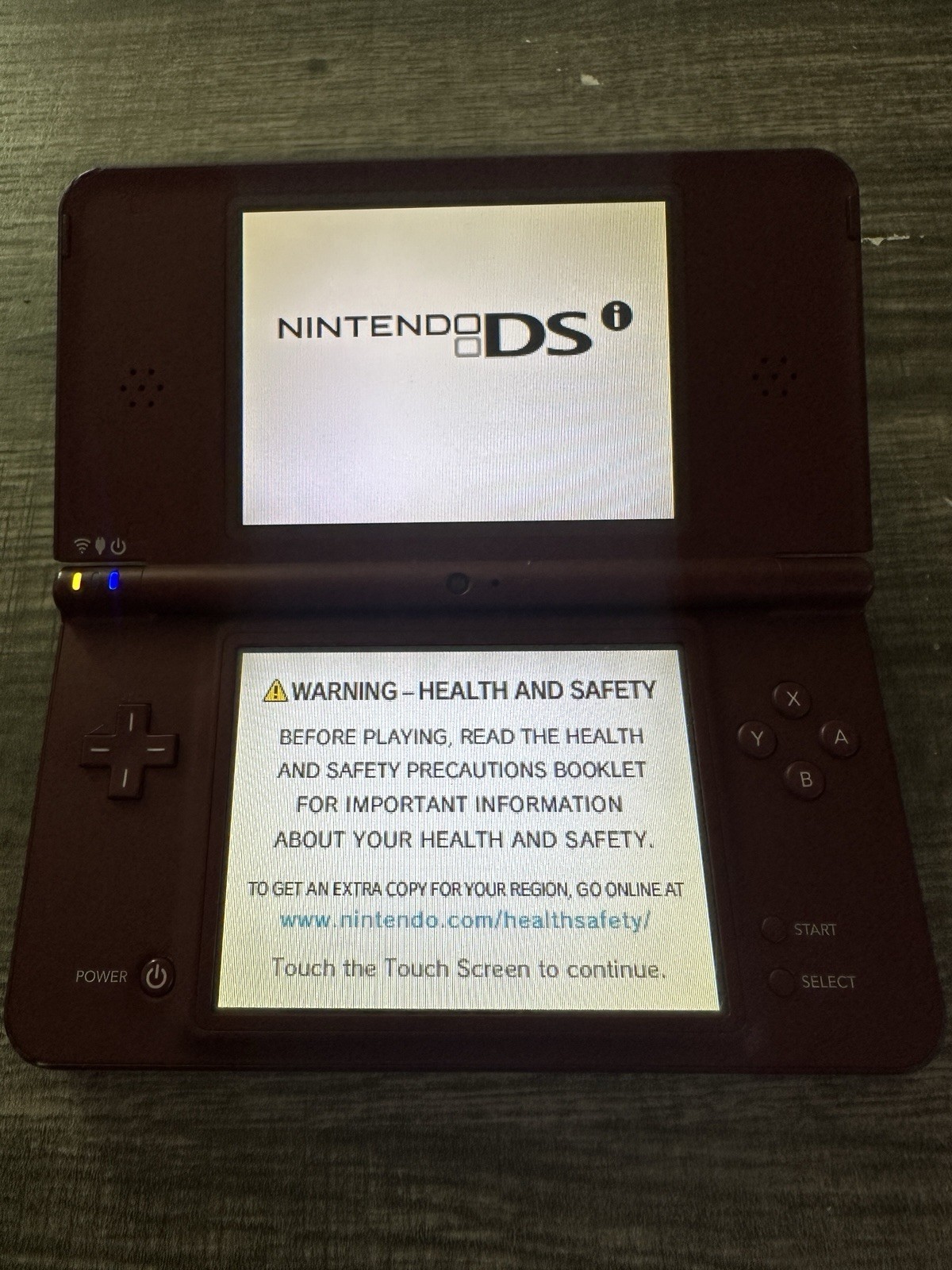 Nintendo DSi XL Launch Edition 256MB Handheld System – Burgundy Bundle Tested