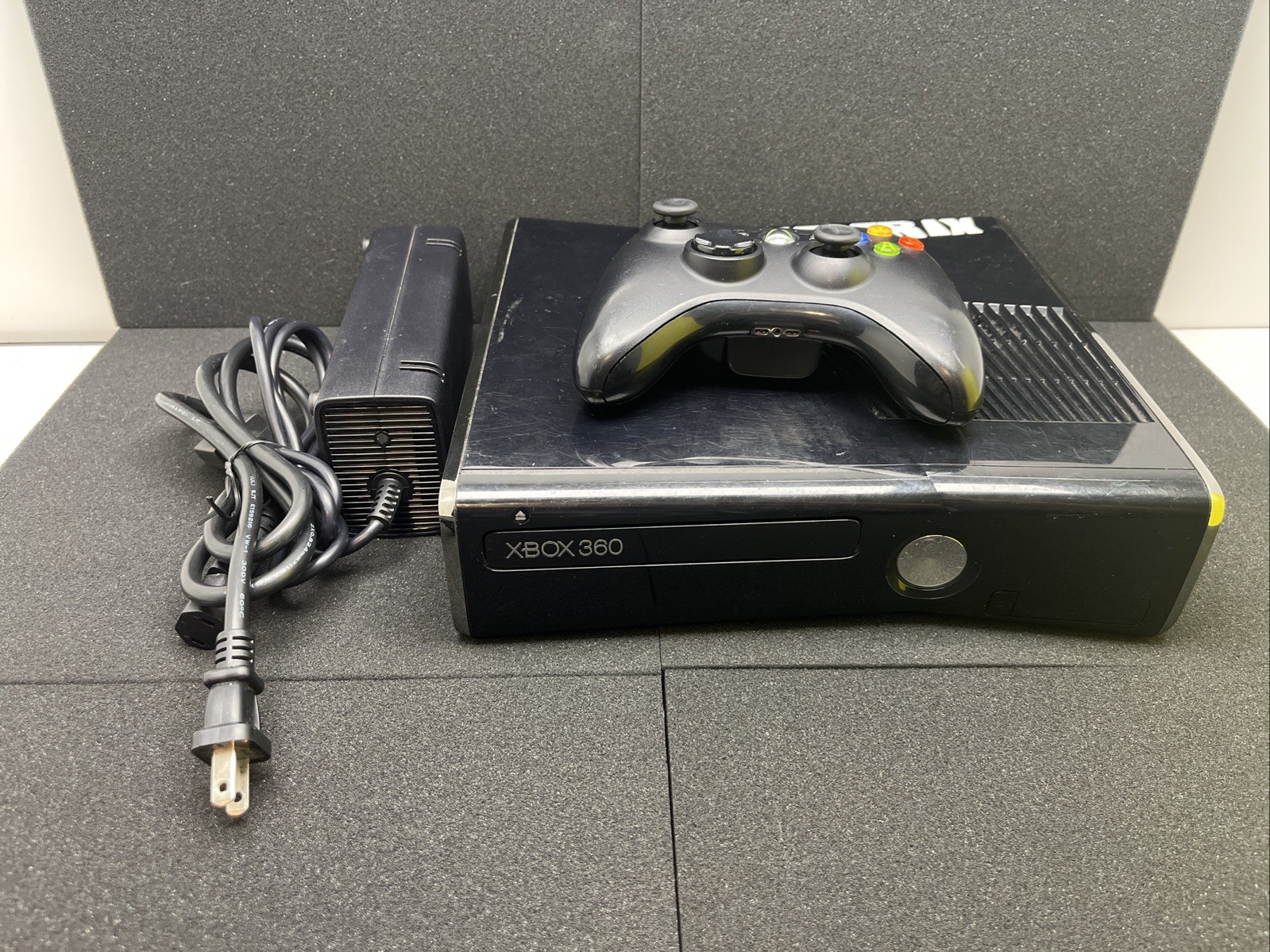 Microsoft Xbox 360 S Console Black Controller Power Brick Model 1439 Read Descri