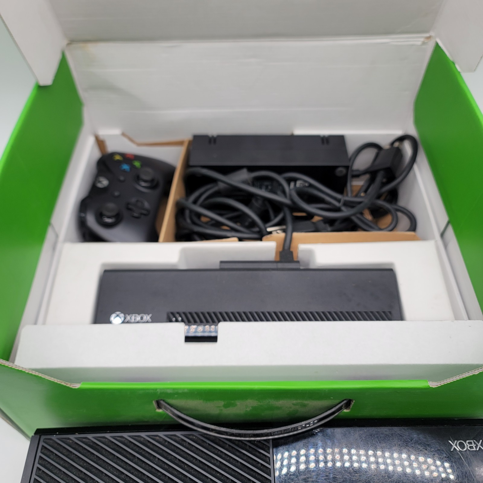 Xbox One Console w/ Kinect Controller Power Tested Works No HDMI Cable