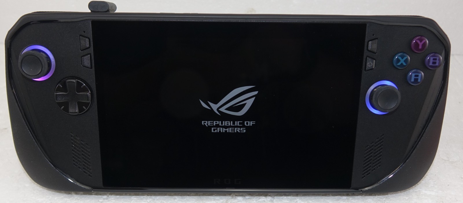 ASUS ROG Ally X – 2TB SSD – AMD Ryzen Z1 Extreme – Gaming Handheld