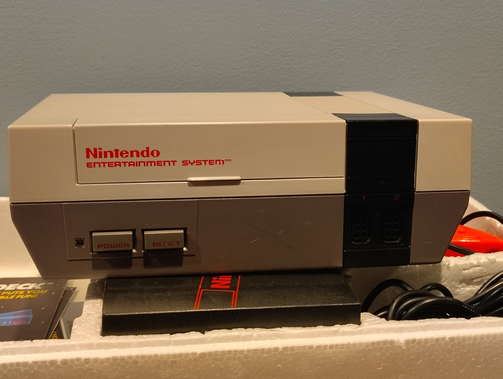 Nintendo NES Action Set Console System Complete Set CIB OEM Great Shape C Pics