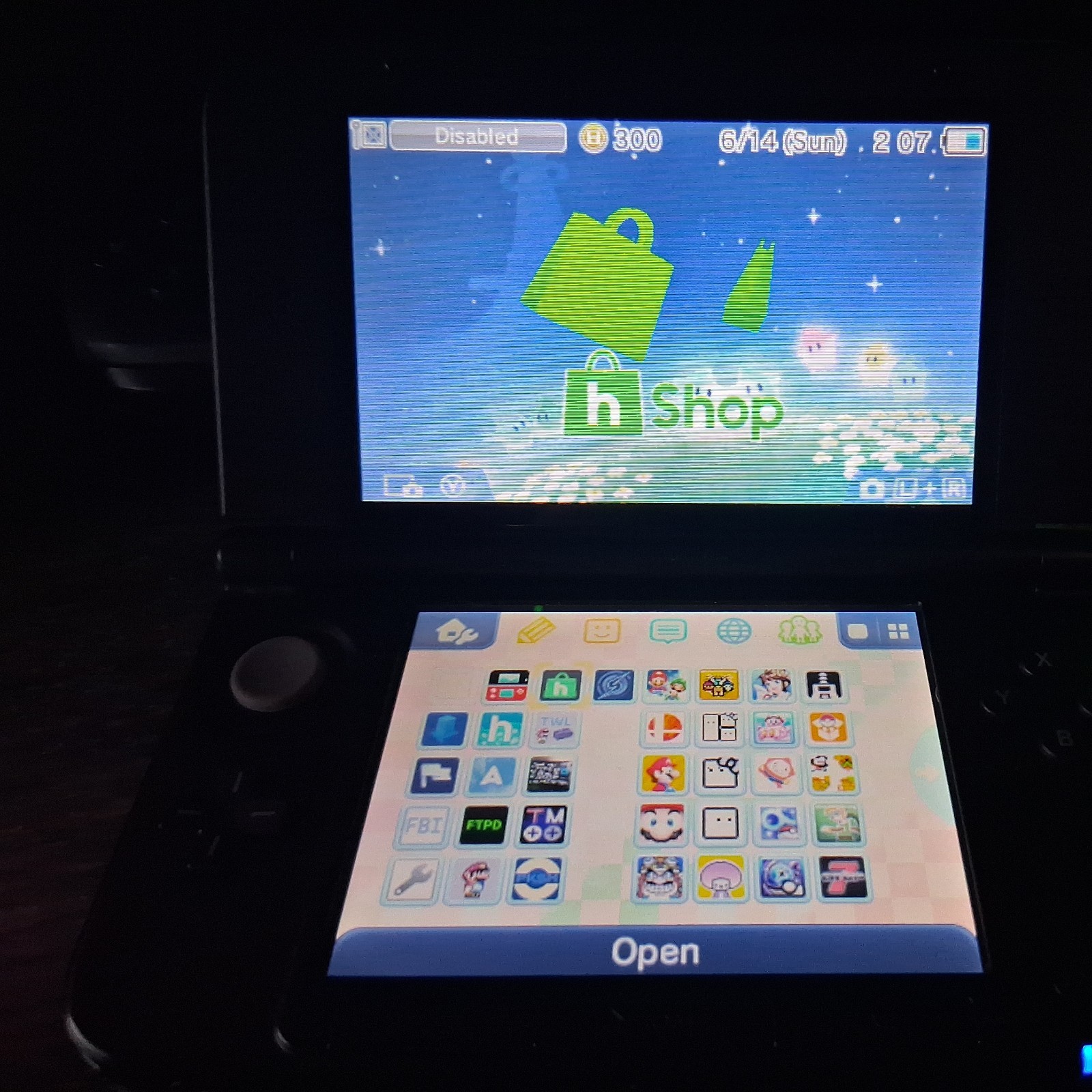 Nintendo 3DS XL Mario & Luigi Dream Team Edition (H-Shop, 128GB SD)