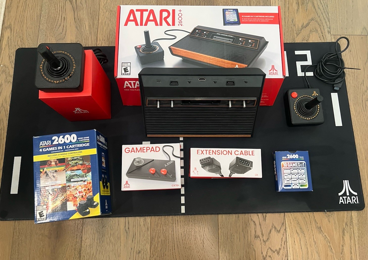 Atari 2600+ CIB +10 In 1, 4 In 1, Gamepad, 2 Joystck, 2 Paddles,Matt, Ext,MEGA!