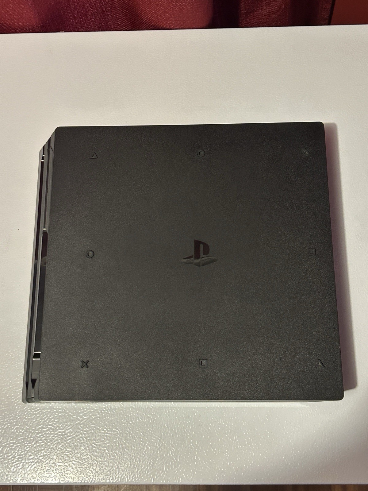 Sony PlayStation 4 Pro Console 1TB Star Wars: Battlefront II & Controller