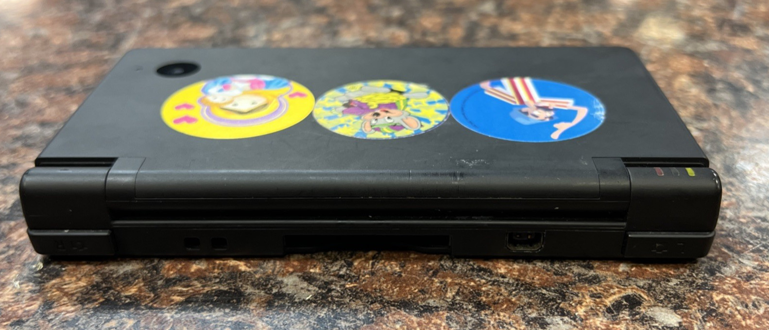 Nintendo DSi Black Handheld System no charger a-1