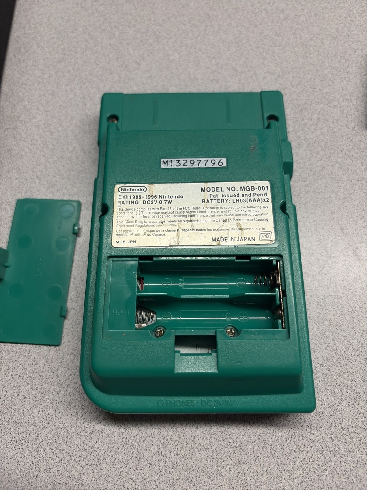 Gameboy Pocket With Black And White Backlit Screen Mod
