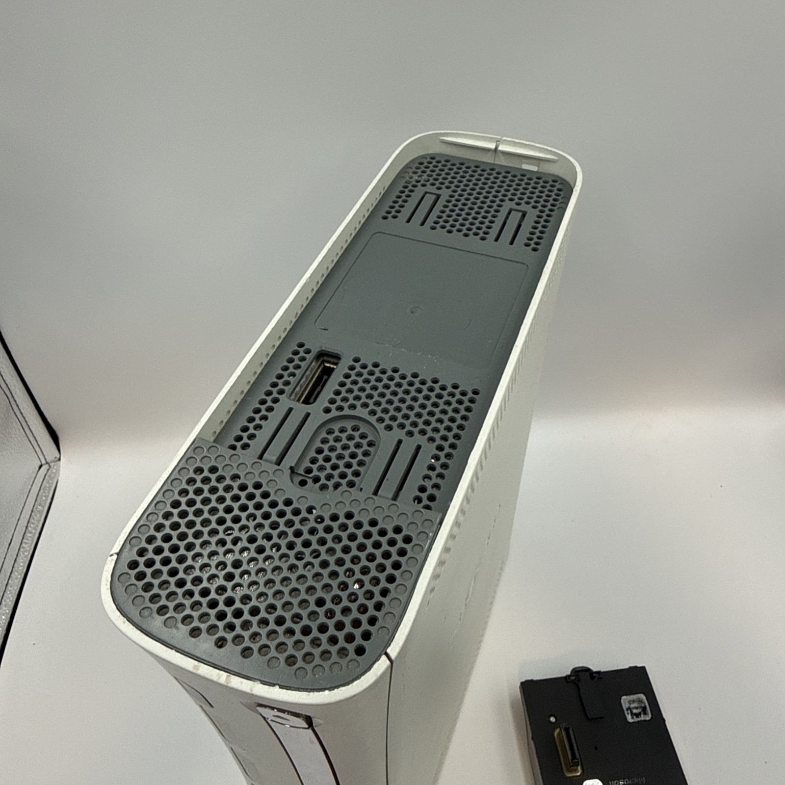 Microsoft Xbox 360 Console White With Hard Drive AS-IS Parts Untested