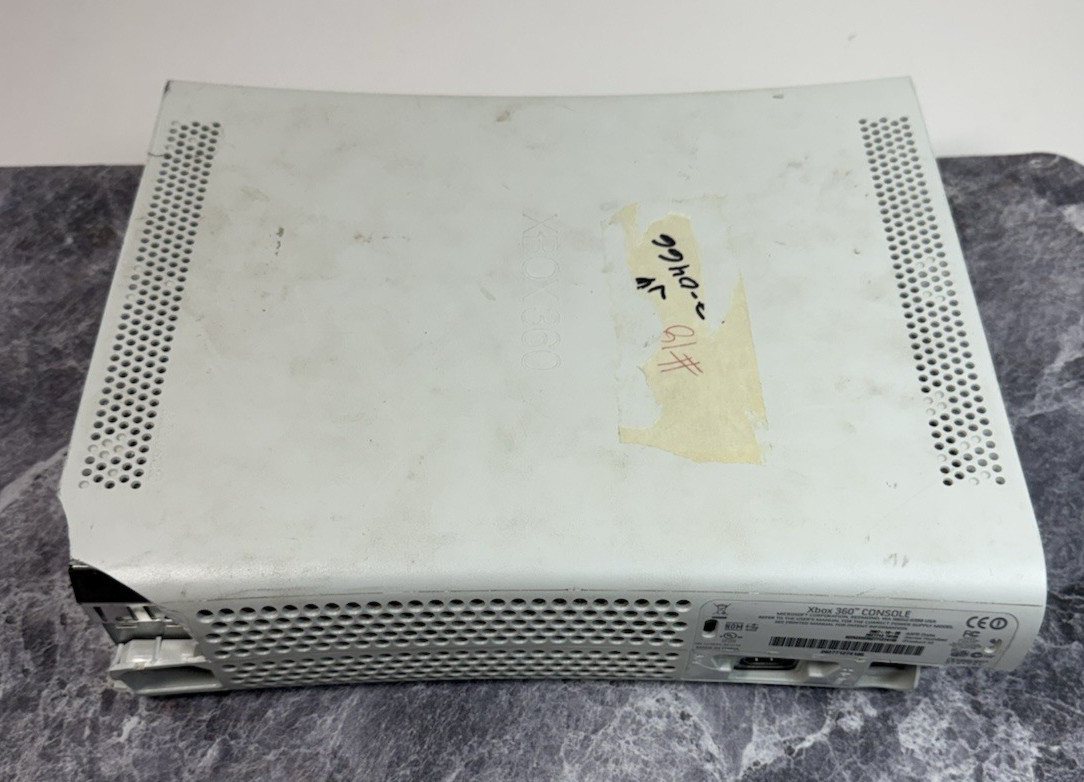 Microsoft Xbox 360 Console White w/ Power Supply FOR PARTS OR NOT WORKING