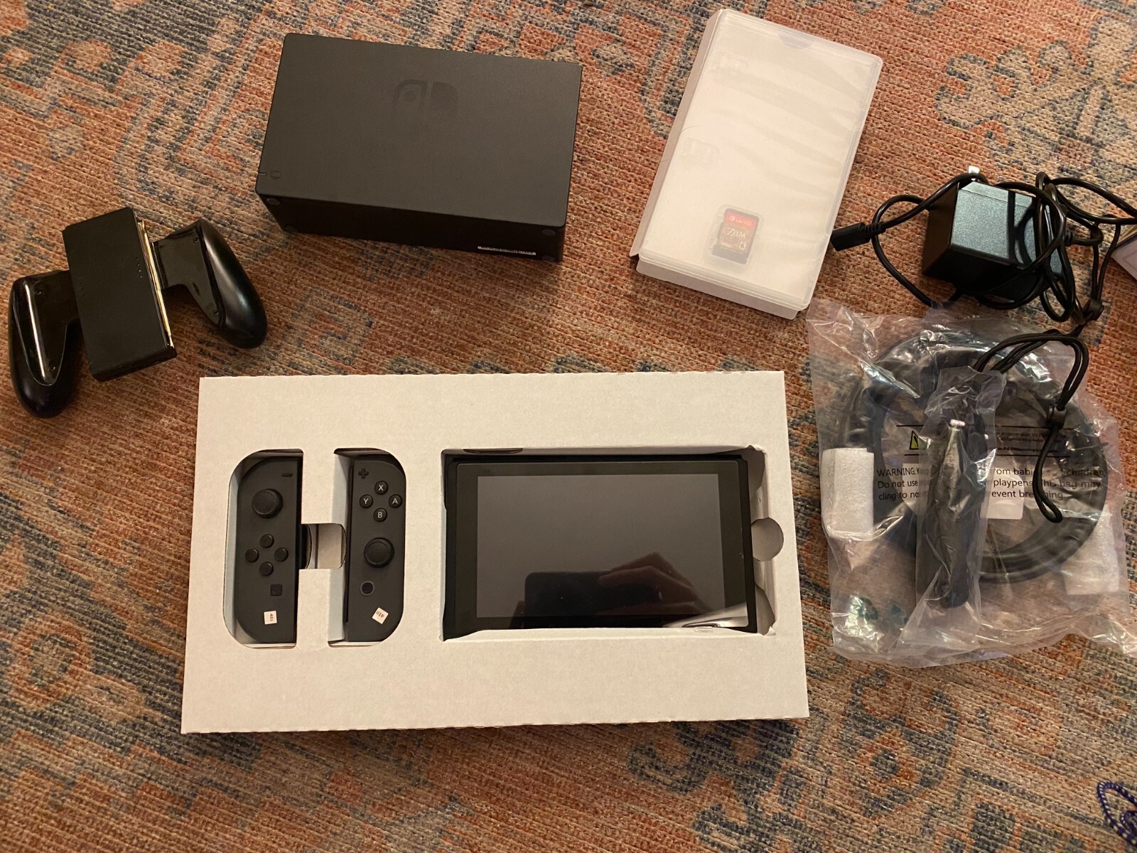 Nintendo Switch Game Console – 32GB, Gray I PLAYED IT ONLY ONCE FOR AN HOUR