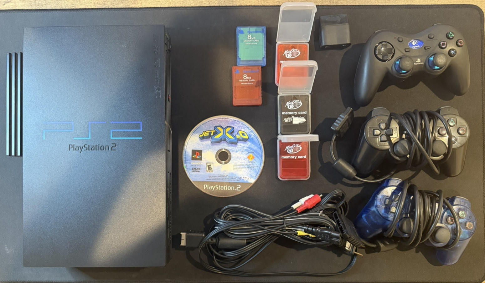 Sony PLAYSTATION PS2 Game Console 3 Controllers,5 memory cards Case UNTESTED