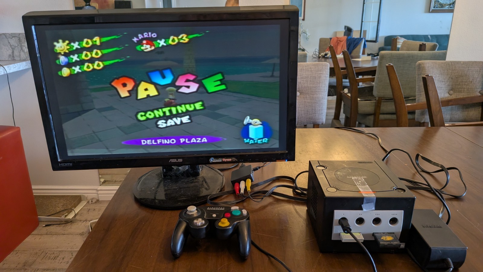 Working DOL-001 GameCube Console With Controllers, Memory Cards, Mario Sunshine