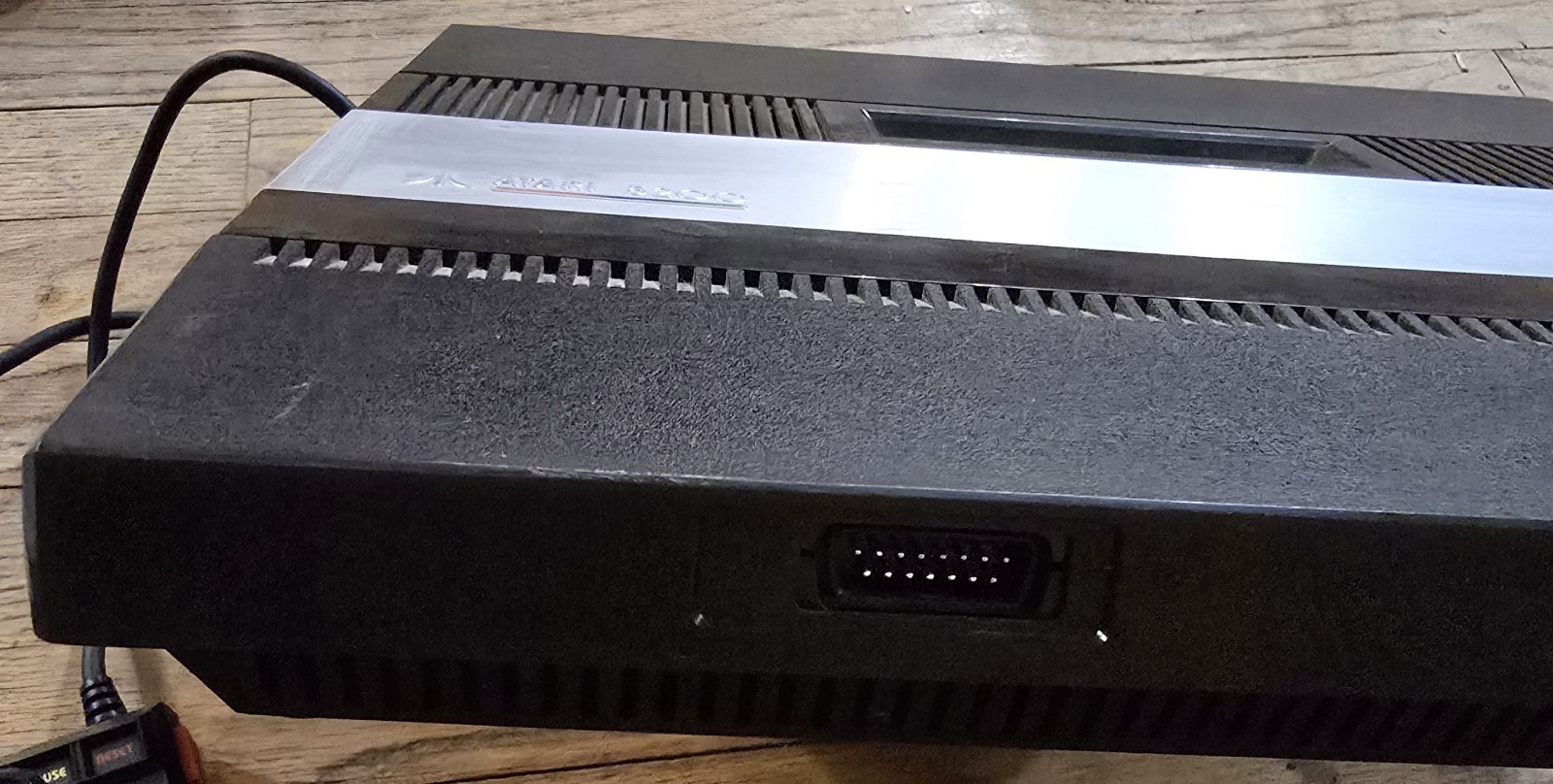 Vintage Atari 5200 Console w/ 2 Controllers & 2 Games. Untested.