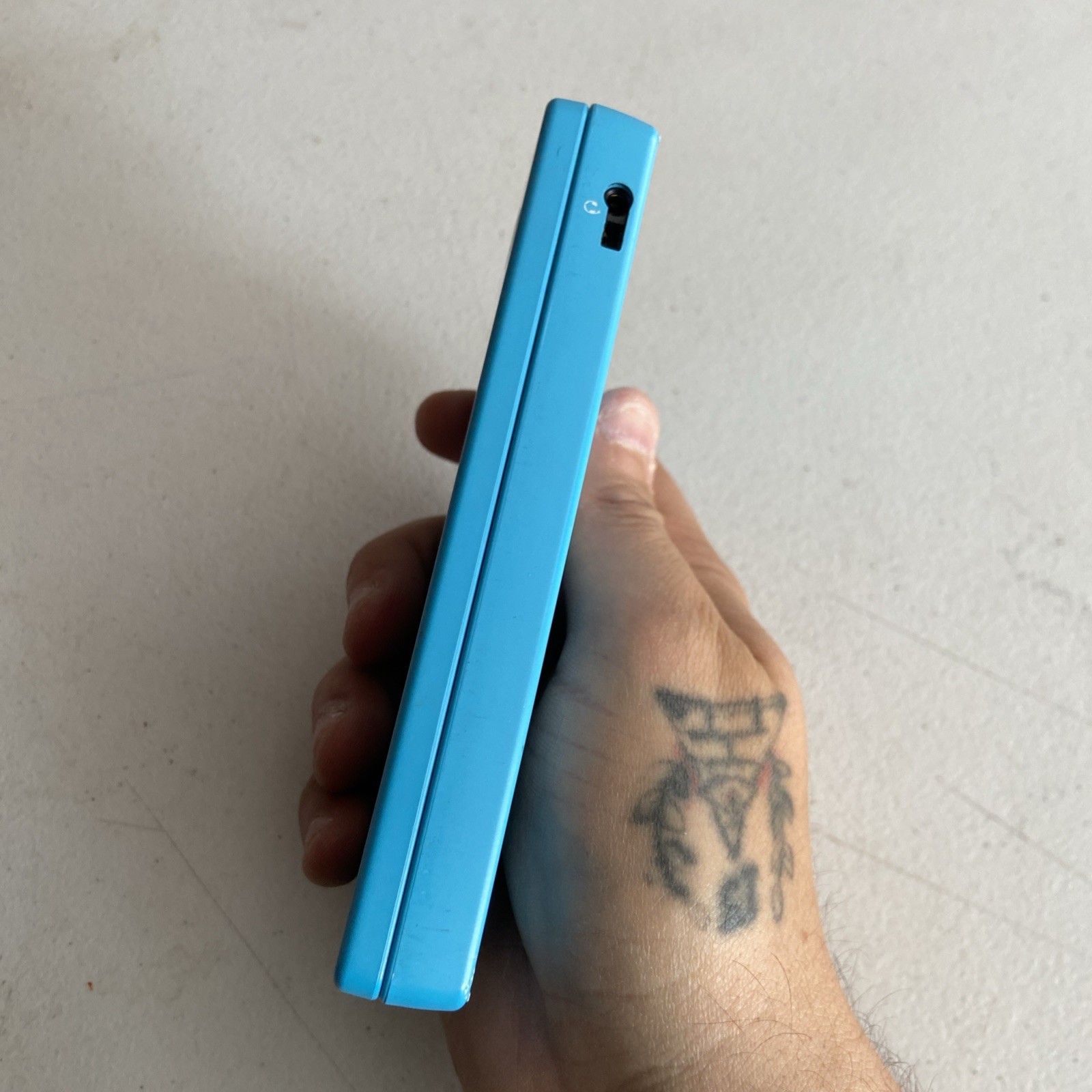 Nintendo DSi Blue Handheld Console **FOR PARTS OR REPAIR** READ