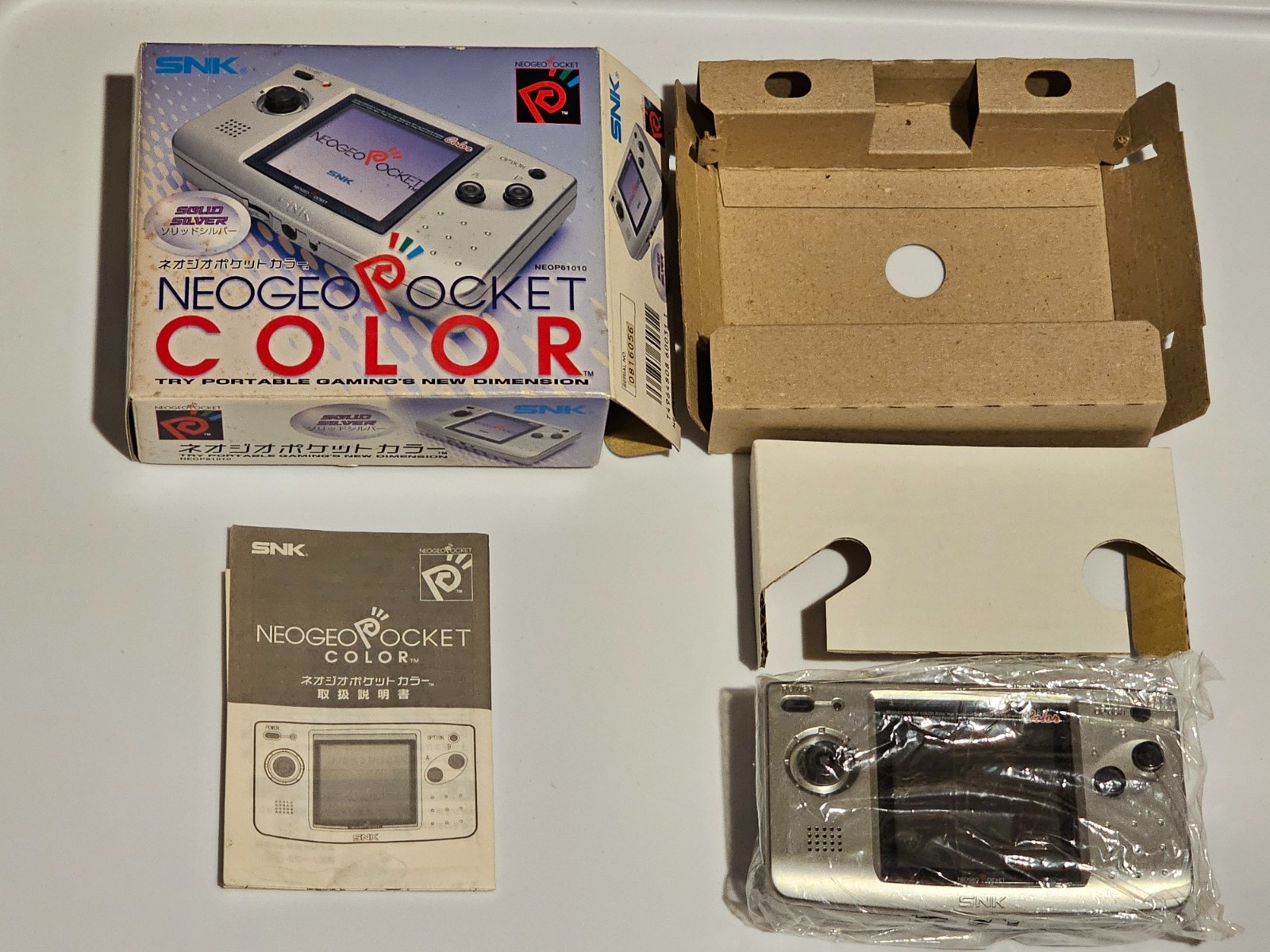 Neo Geo Pocket Color Silver Complete CIB Japanese Console Beautiful