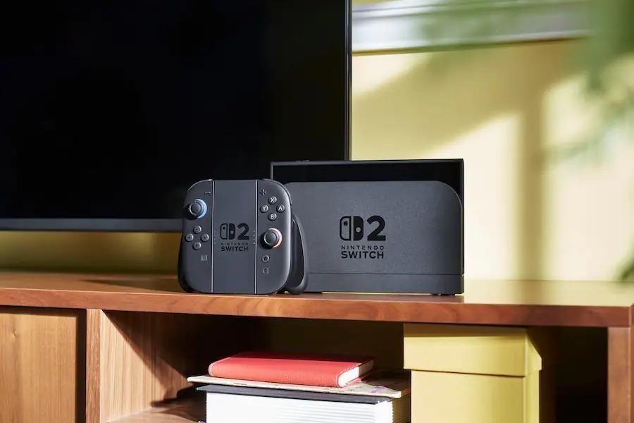 Nintendo Switch 2 Gaming Console 256GB 7.9″ LCD 120Hz HDR Joy-Con 2 Excellent