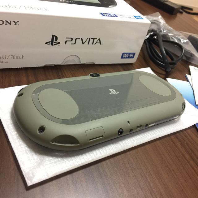 PlayStation PS Vita Wi-Fi Console Khaki / Black PCH-2000ZA16 Japan Sony game F/S