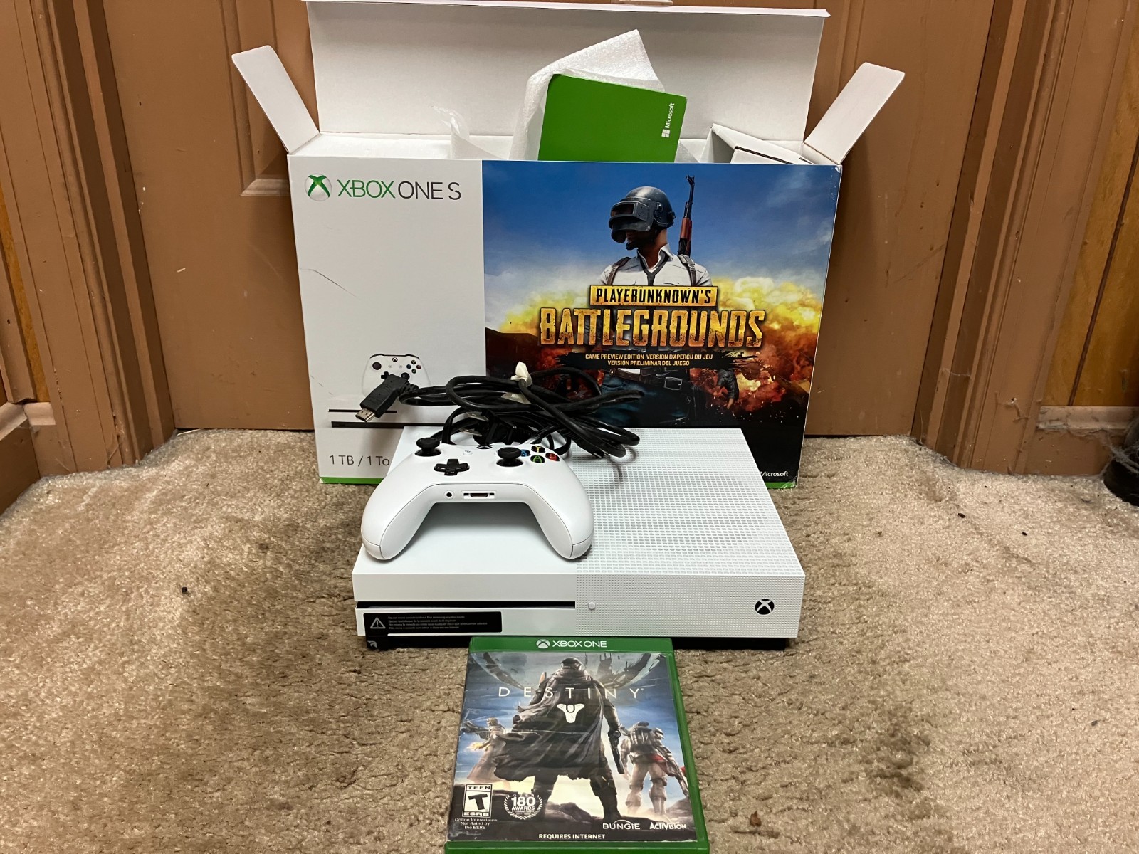 Microsoft Xbox One S 1TB Console w/ Controller Original Box Games
