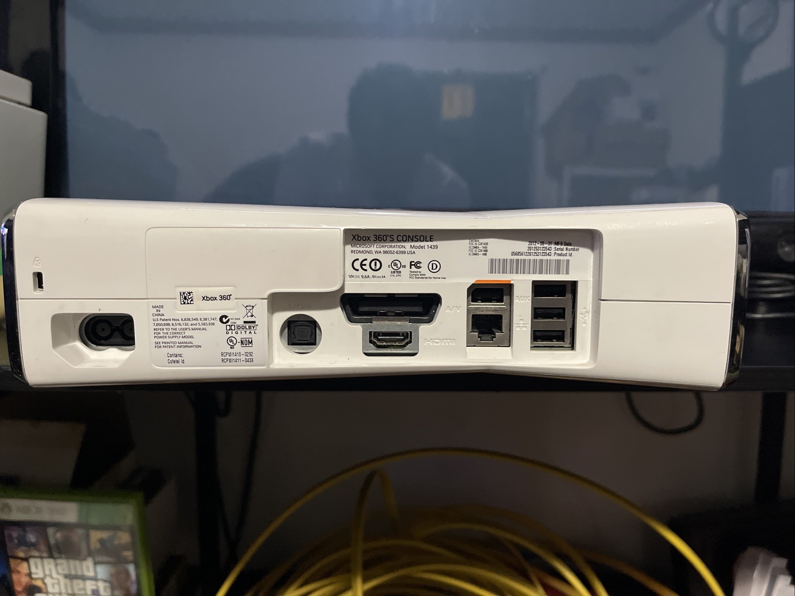 Microsoft Xbox 360 Slim White Console – Tested & Working, No Hard Drive Inserted