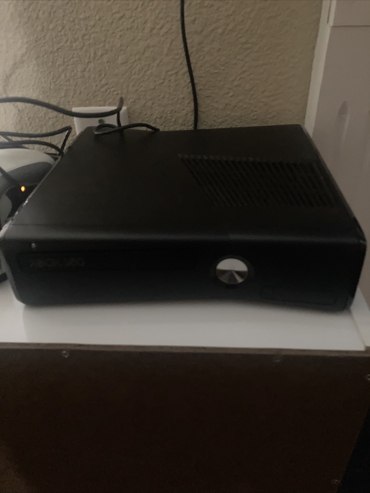 Microsoft Xbox 360 S 4GB Black Console