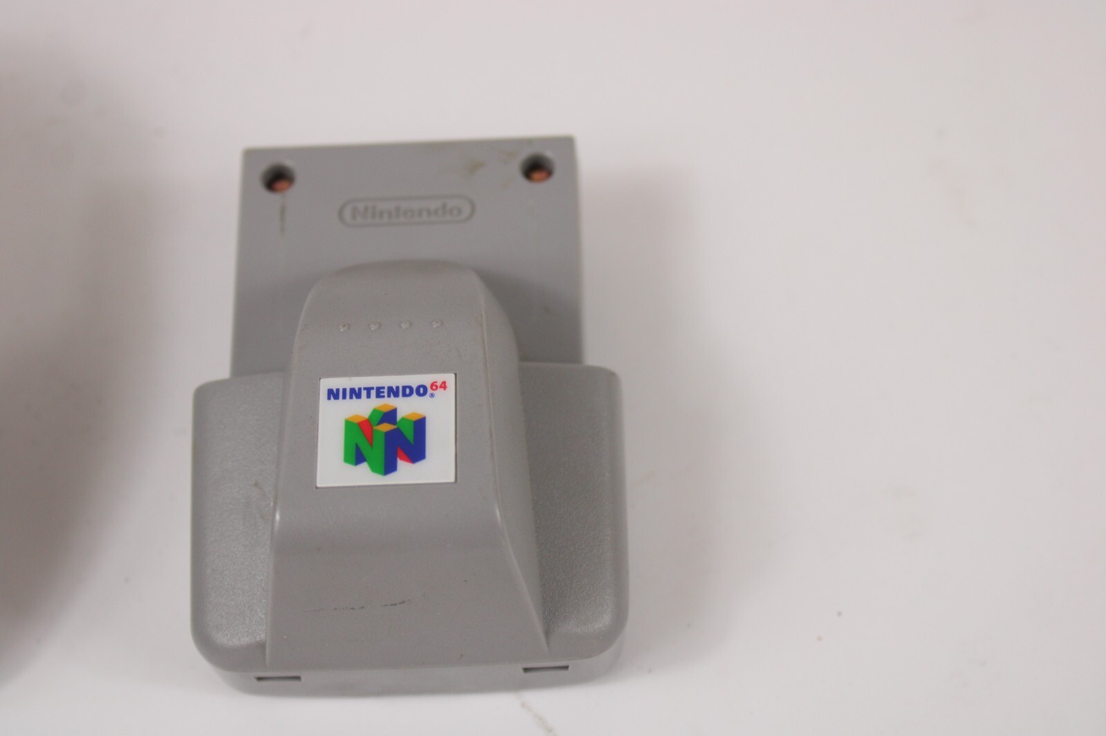 N64 Nintendo 64 Console Bundle + 2 Games + Rumble Pak + OEM Controller + Cables
