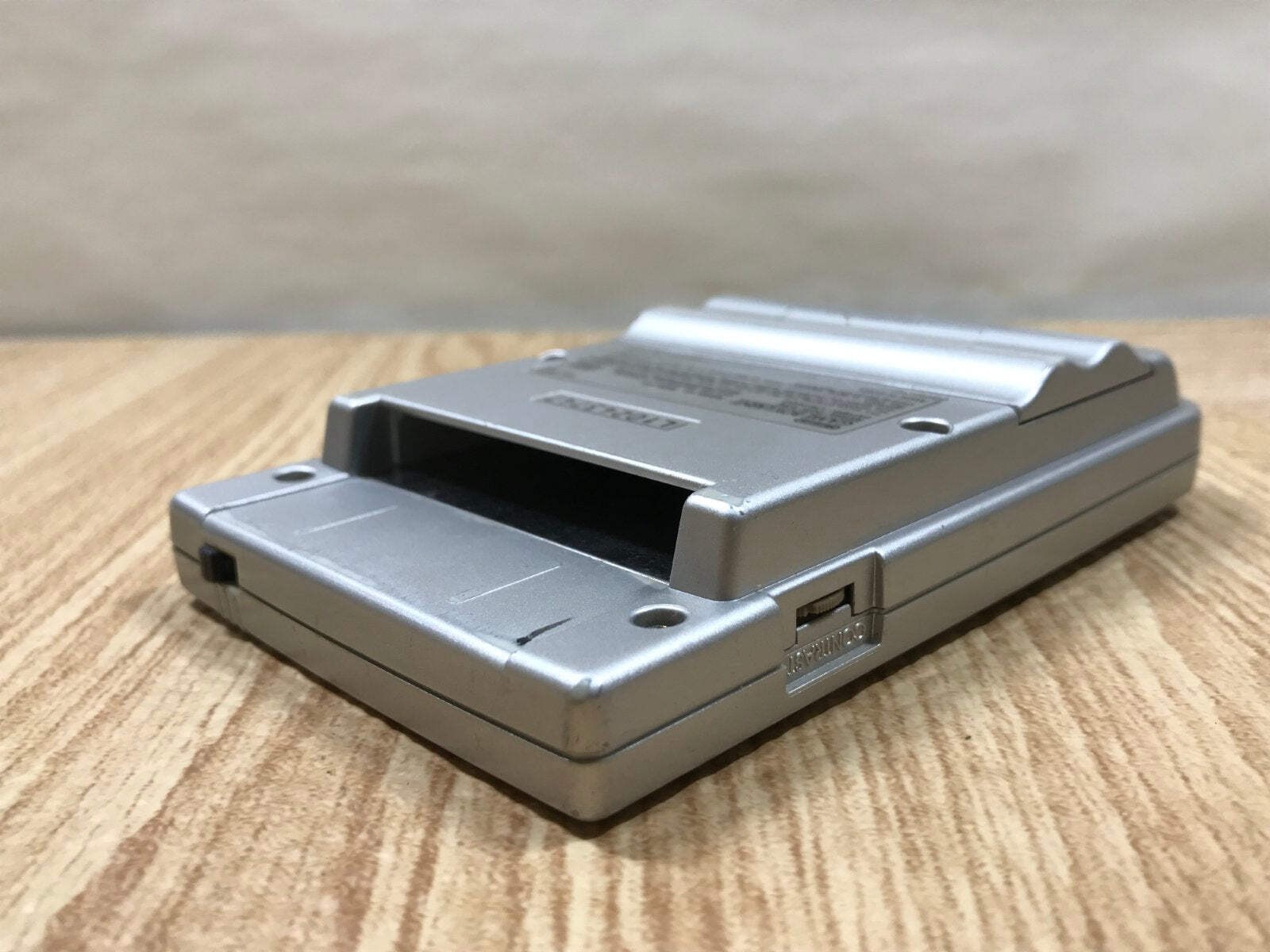 GameBoy Light Silver Console Nintendo Japan – With Defects LG9231