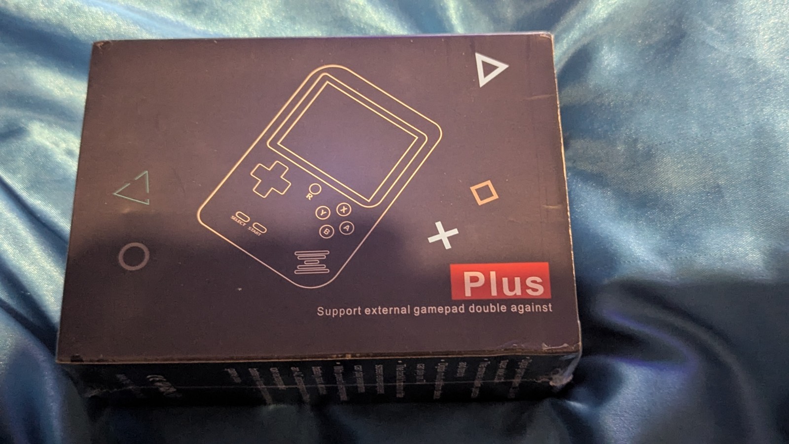 GameBox Plus 400 in 1 Handheld Gamepad -NEW IN BOX SEALED -400 Preload Games NIB