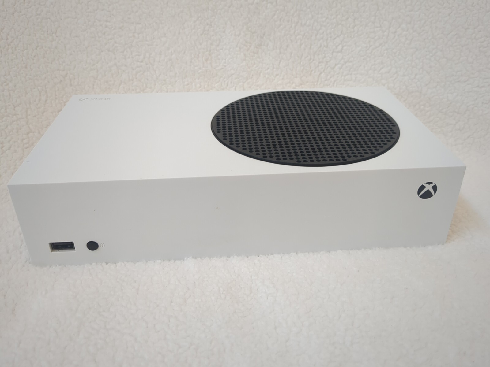 Xbox Series S 1 TB Digital Console