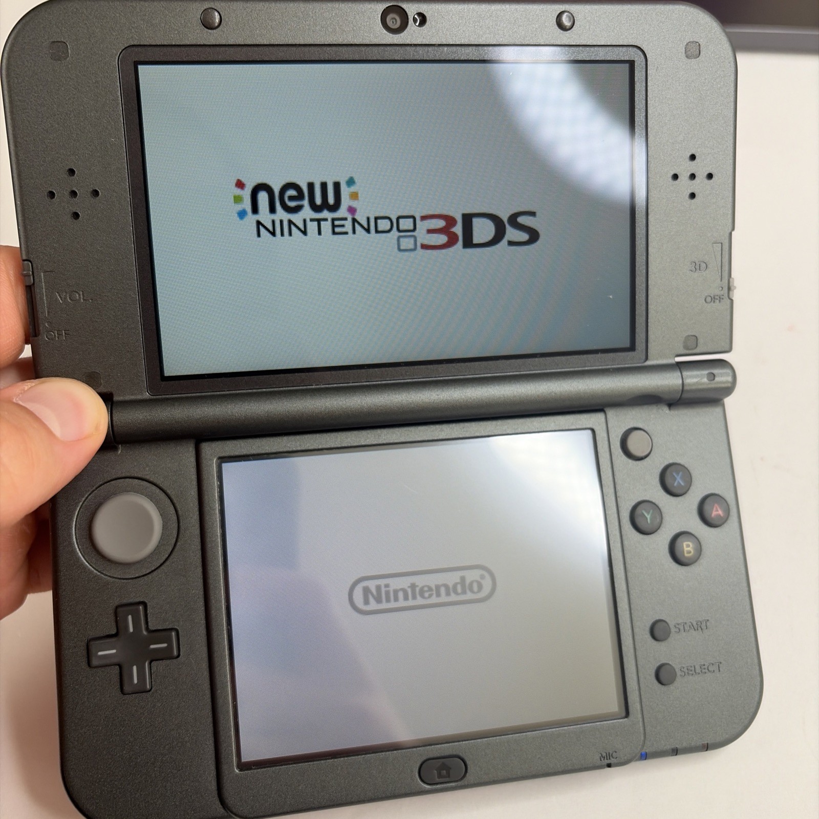 New Nintendo 3DS XL Gray Black Console, Charger Stylus Top IPS US Version
