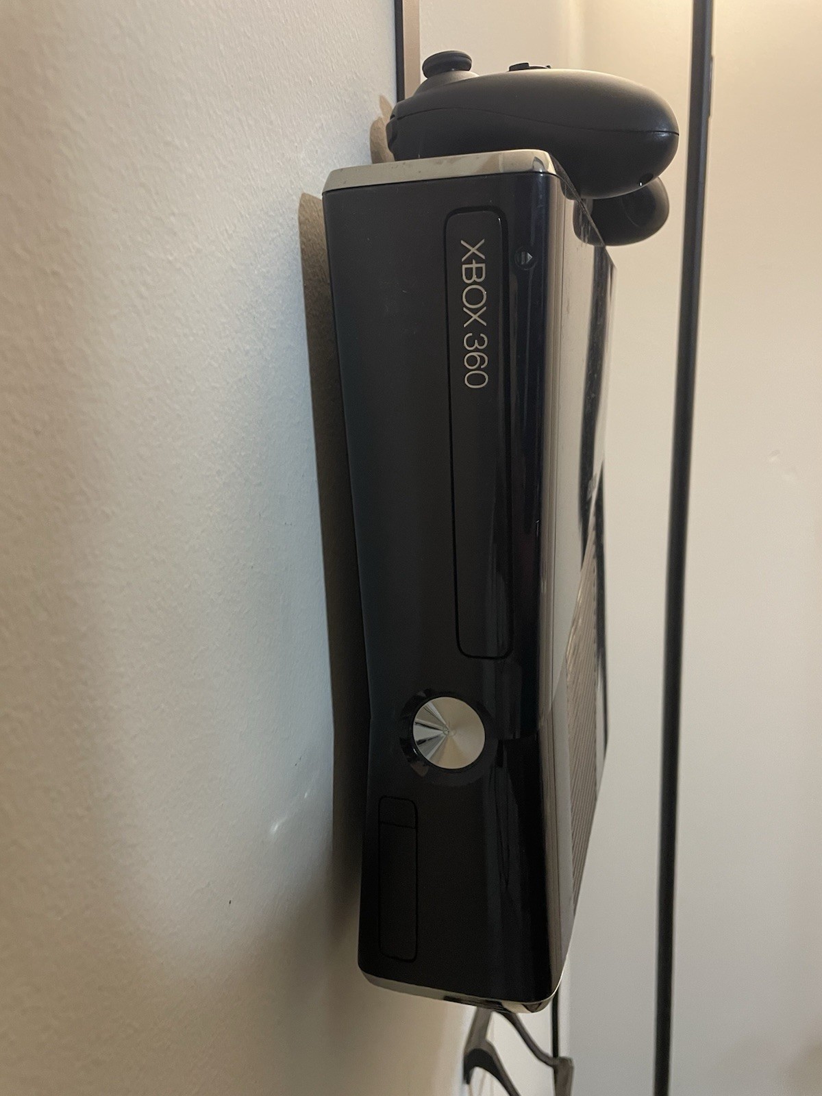 Microsoft Xbox 360 Black Home Console Wi-Fi Capability HDMI Ethernet USB 250GB