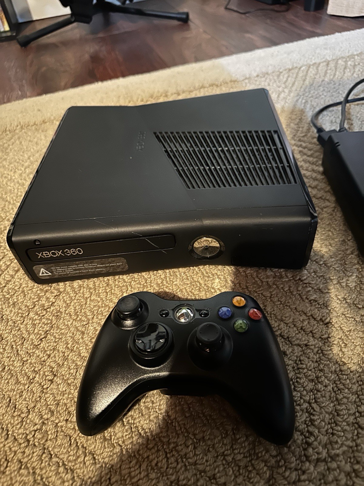 Microsoft Xbox 360 S with Kinect 250GB Glossy Black Console (NTSC)
