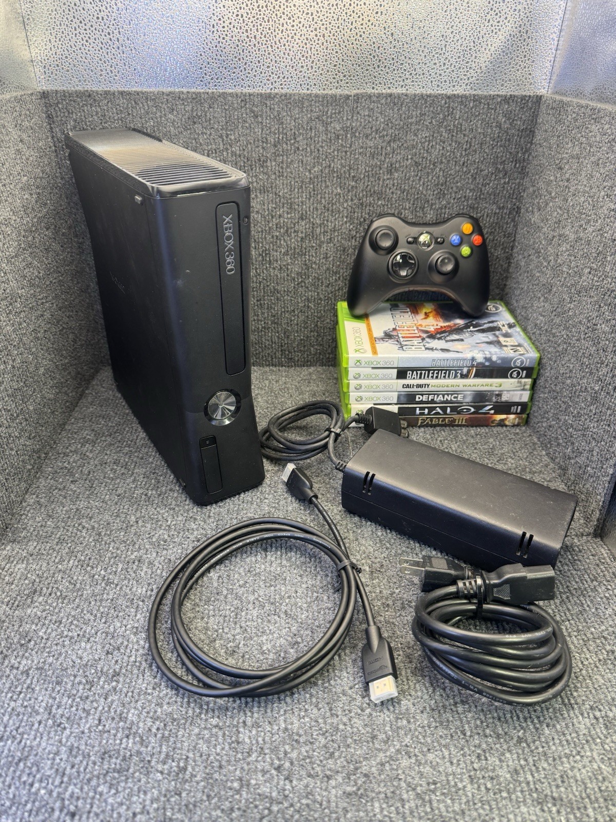 Microsoft Xbox 360 S Slim 4GB Console Tested With Cords Bundle Lot W/ 6 Games