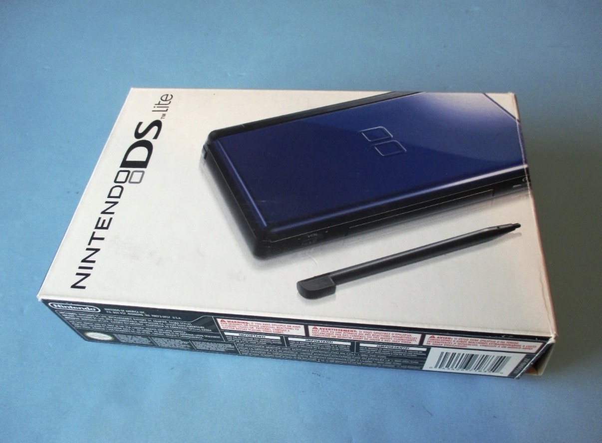 Nintendo DS Lite System – Cobalt Blue Black – In Box – CLEAN!