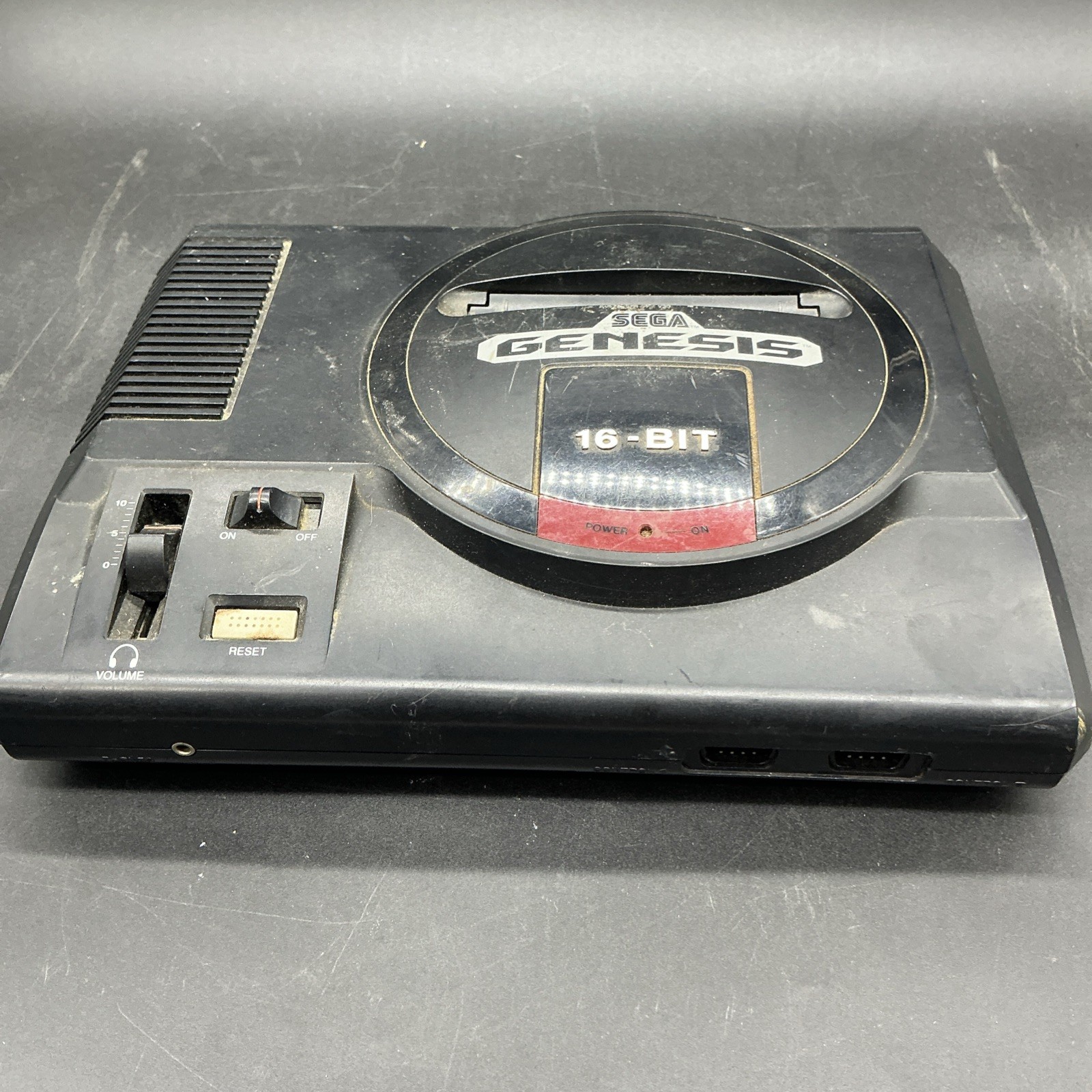 Sega Genesis Console 16-Bit Model:1601 Console Only Untested
