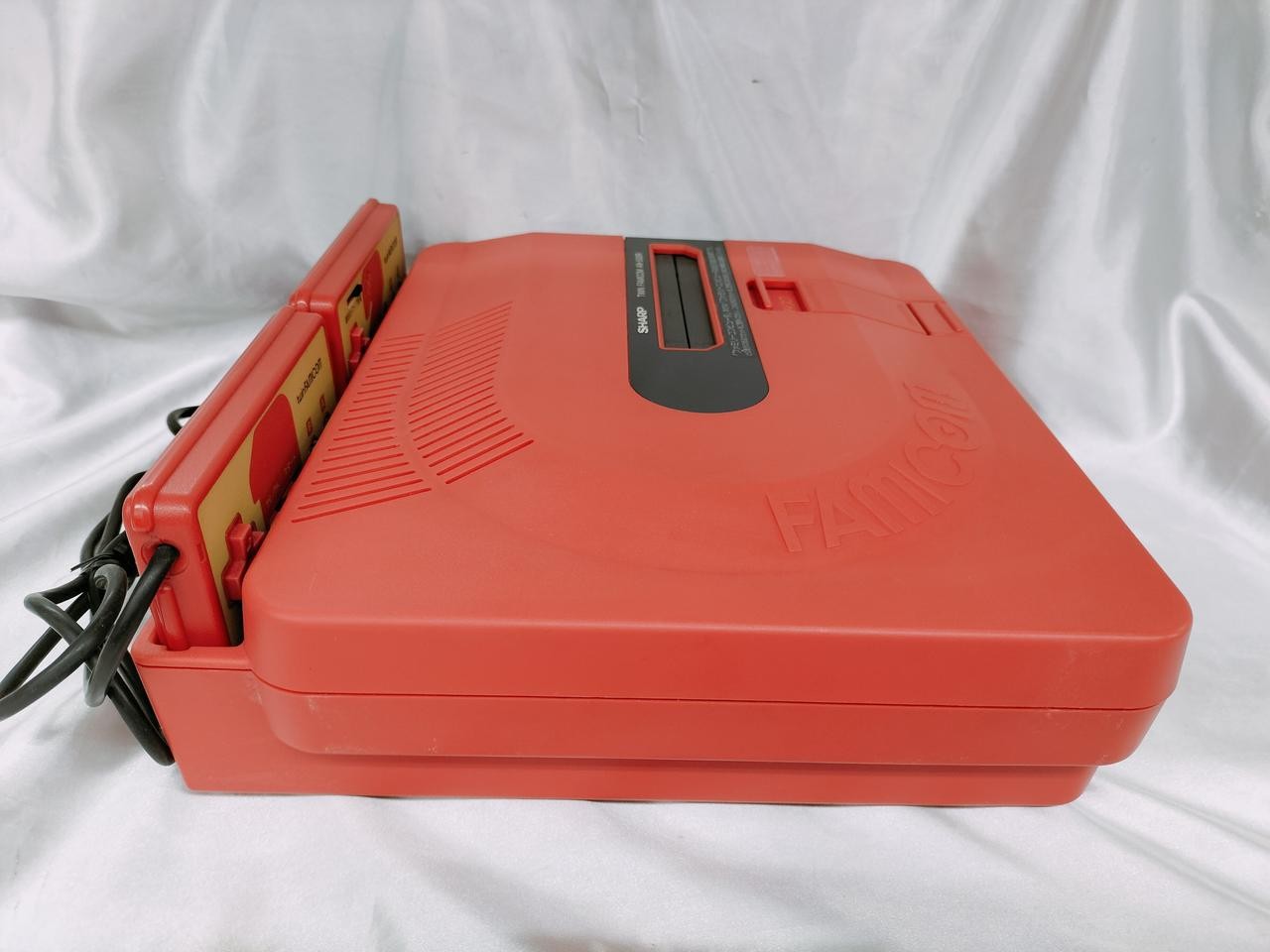 SHARP Twin Famicom AN-500R Console Vintage Retro Junk For Parts Repair