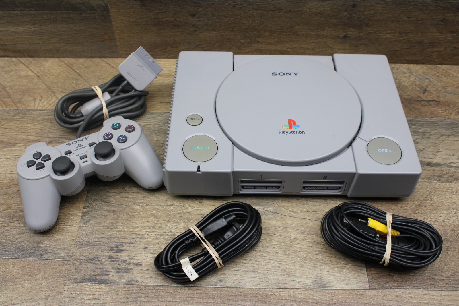 Sony PlayStation 1 PS1 Original Console System Bundle – (SCPH-5501) Tested