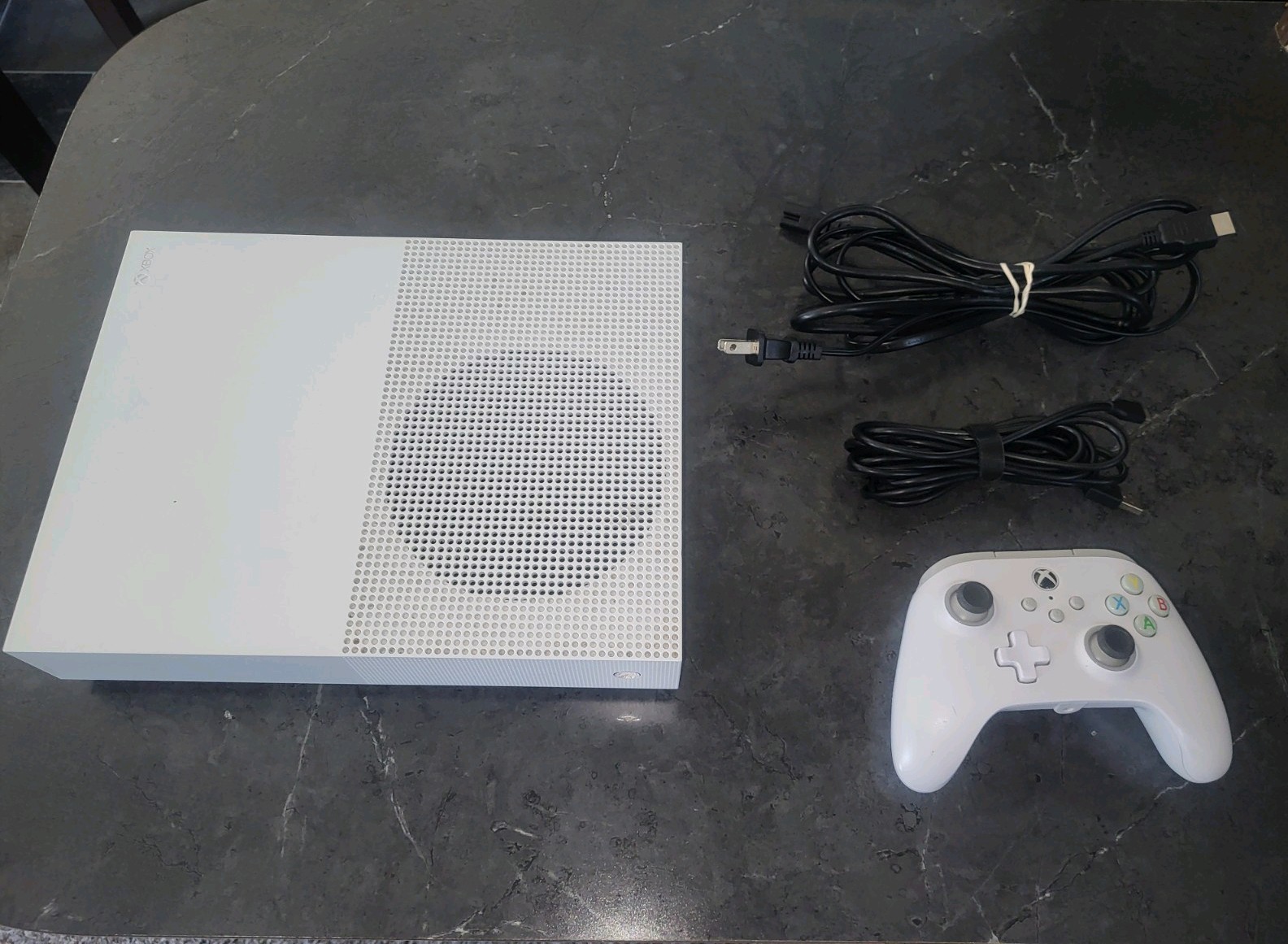 Xbox One S All Digital 1tb W/ Cables And 1 Wired Controller Tested And Works