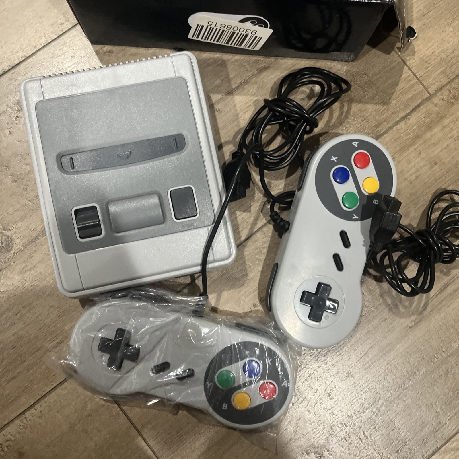 Super Mini SFC SN-02 retro game console 620 classic 8-bit. No Cords.untested