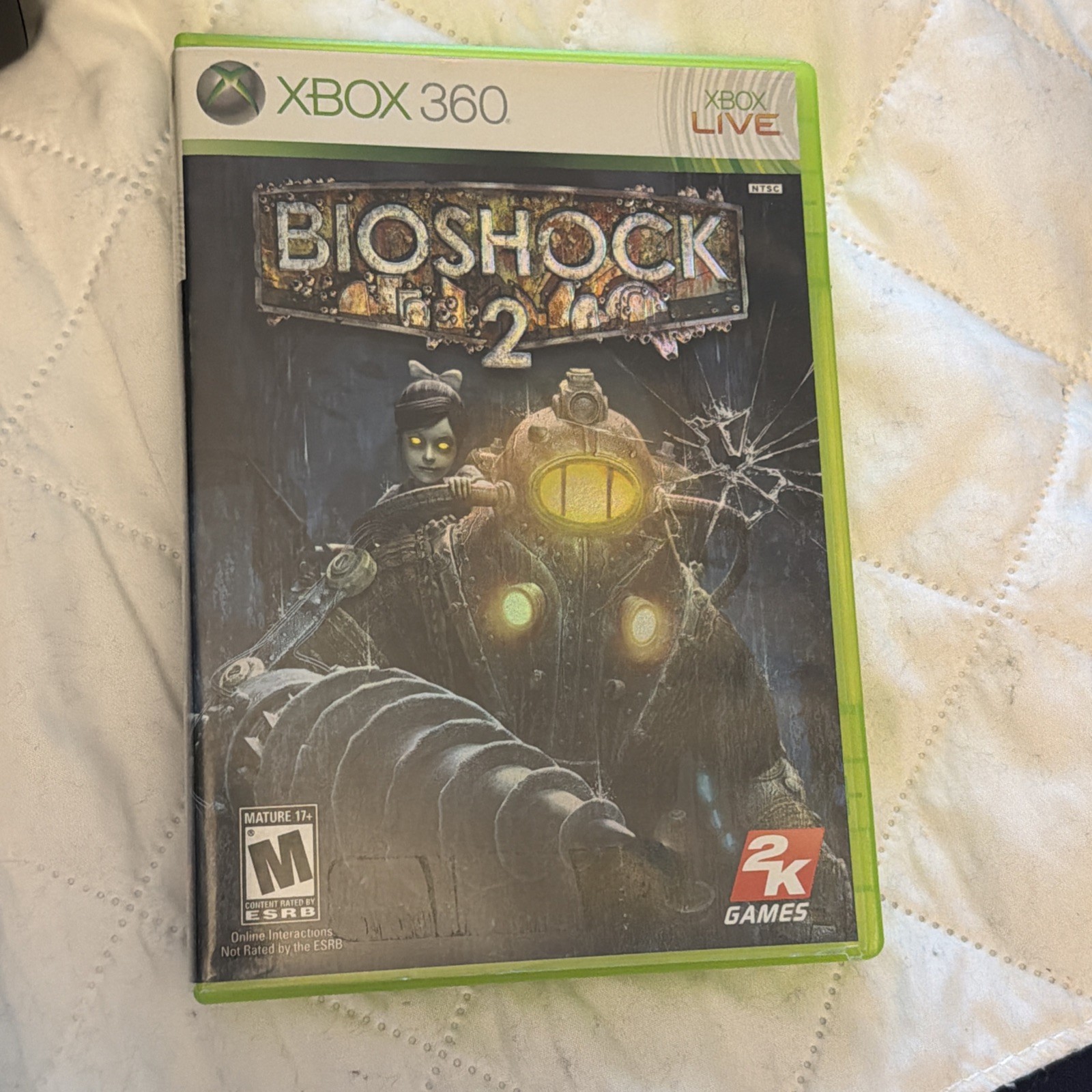 Microsoft Xbox 360 Slim 1439 Bundle Console 3 Controllers Battery Pack & 9 Games