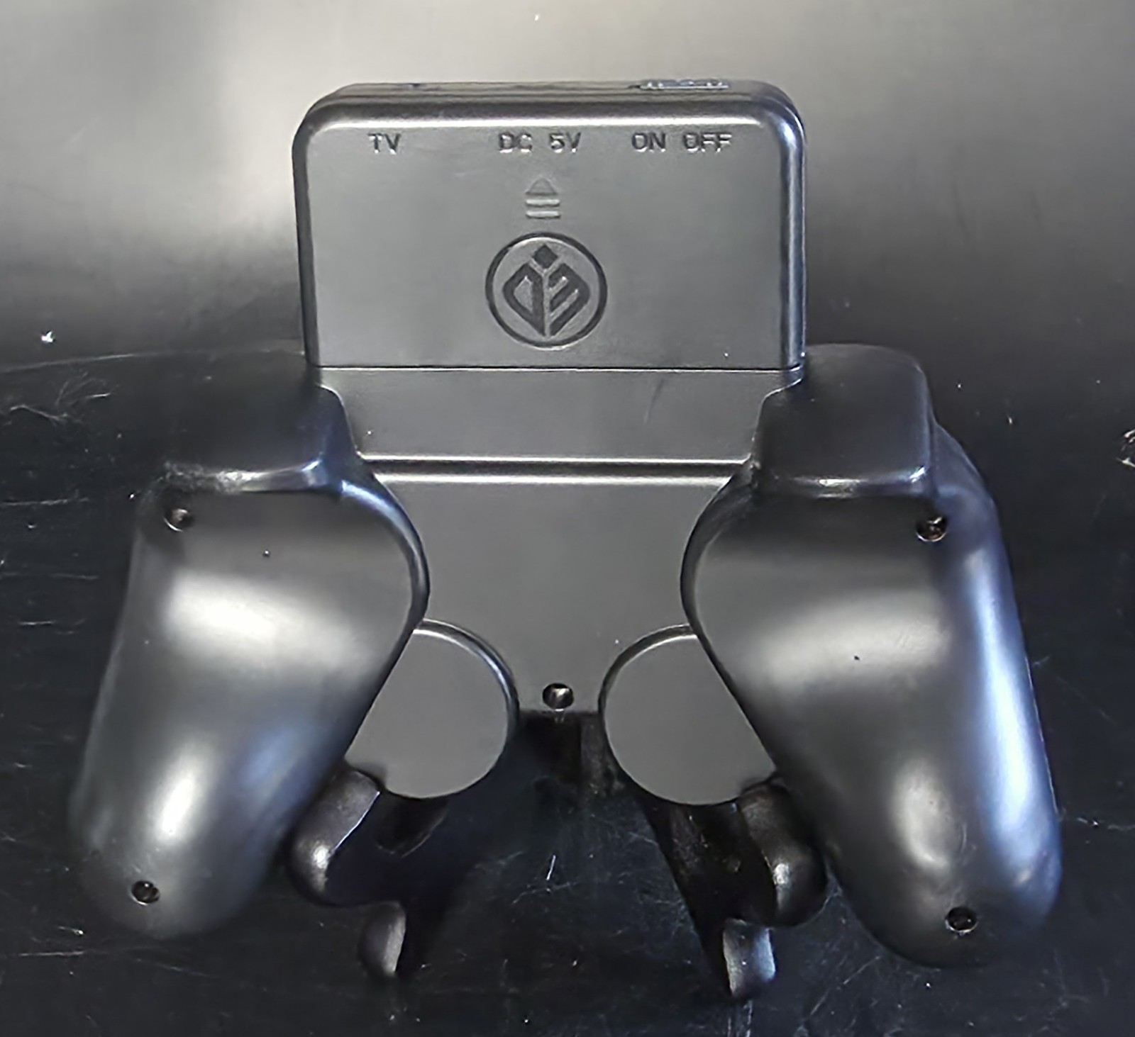 Handheld Game Console S10 Controller Style Built-In Games TV Out Rechargeable