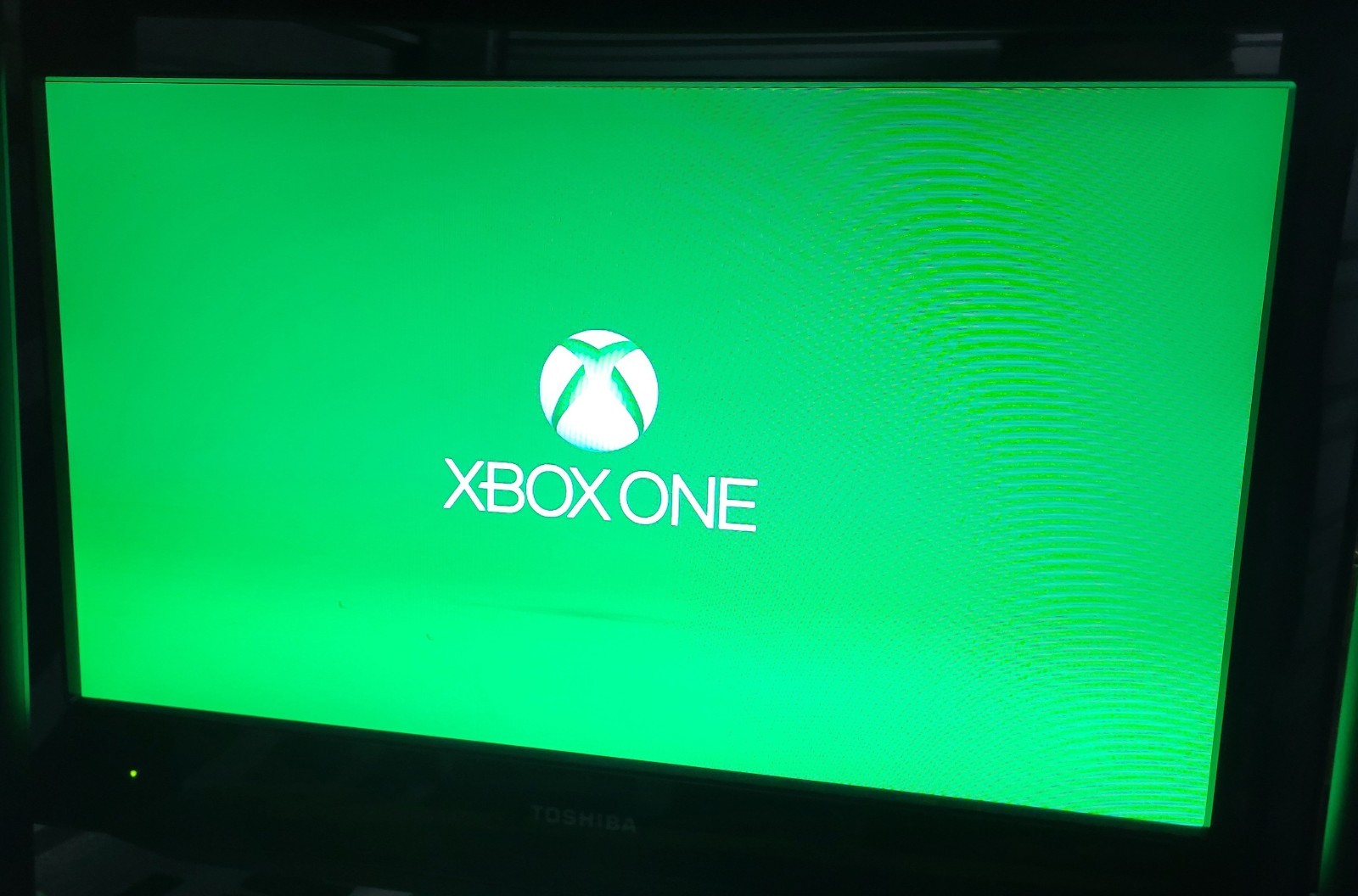 Xbox One Bundle with 15 Games Controller 500GB Model 1540 Tested