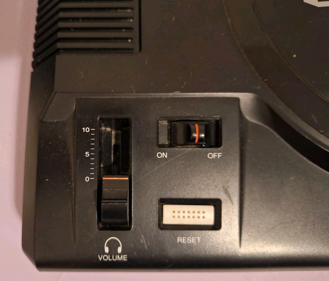 Sega Genesis 1 System Model 1601 Tested Works – Controller And Cables