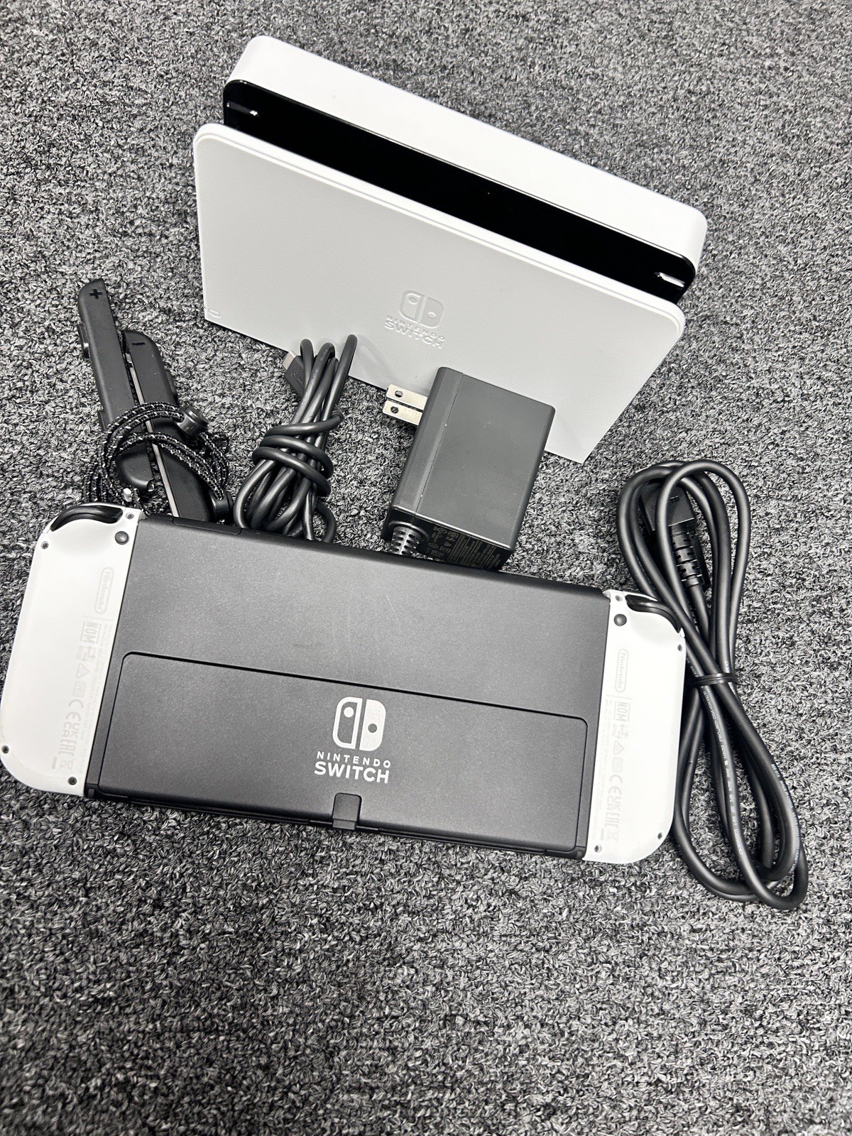 Nintendo Switch OLED Console w/ Controller/Dock/Charger/ – Excellent
