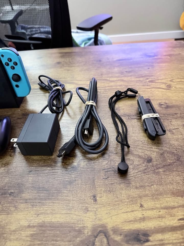 Nintendo Switch OLED Handheld Console 64GB Black/Neon Red/Neon Fast Shipping!