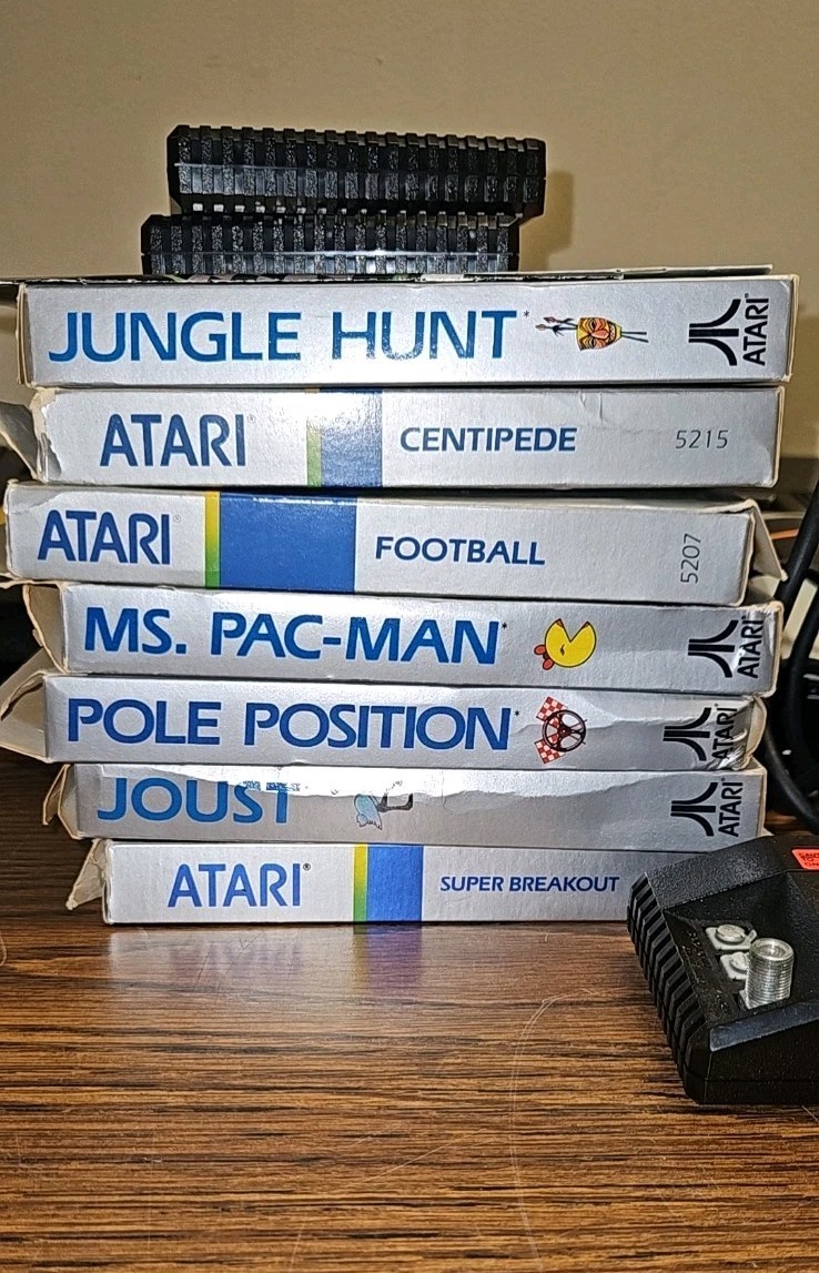 Vtg Atari 5200 Console & Atari Trak Ball , 2 Controllers, 9 Games, (UNTESTED)
