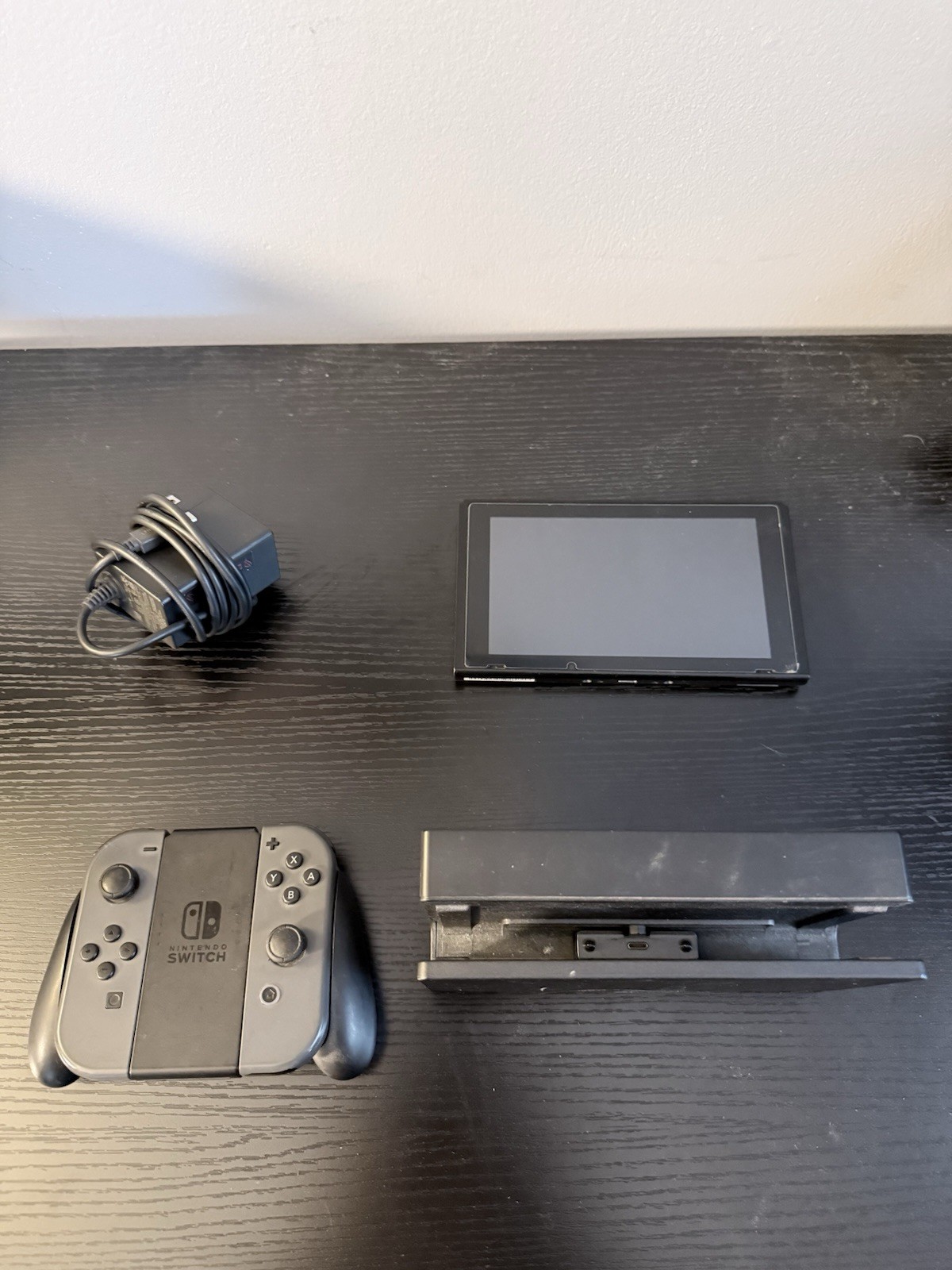 Nintendo Switch HAC-001(-01) 32GB Console with Gray Joy‑Con